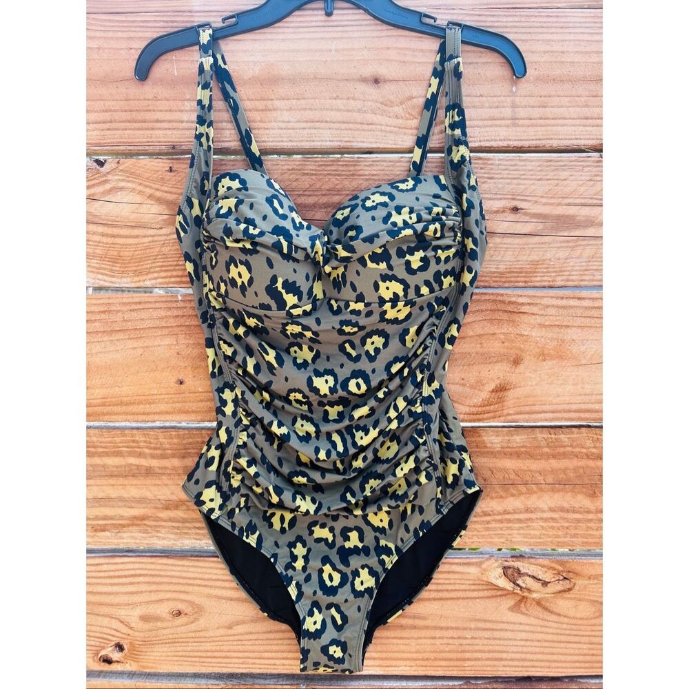 NWT Betsey Johnson Women's Leopard Ruched Bandeau Cupped One-Piece Green Black M